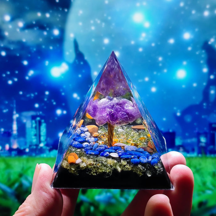 New Crystal Ball Crushed Stone Pyramid Home Crafts Resin Ornaments Desktop Ornaments - eZthings USA WE SORT ALL THE CRAZIEST GADGETS, GIZMOS, TOYS & TECHNOLOGY, SO YOU DON'T HAVE TO.