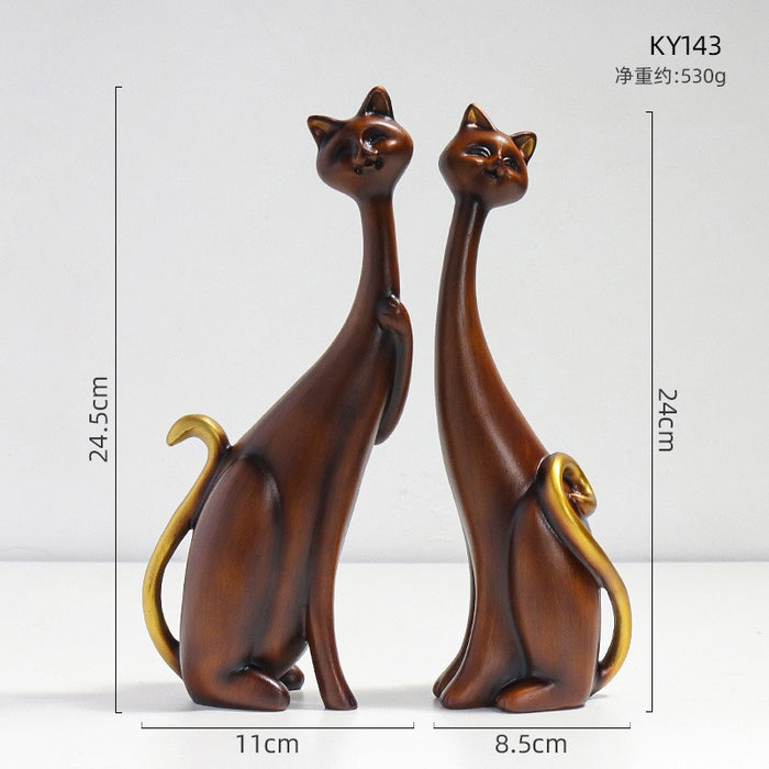 1Pcs European style oil painting couple cat animal ornaments, living room TV cabinet, foyer wine cabinet decoration, resin crafts - eZthings USA WE SORT ALL THE CRAZIEST GADGETS, GIZMOS, TOYS & TECHNOLOGY, SO YOU DON'T HAVE TO.