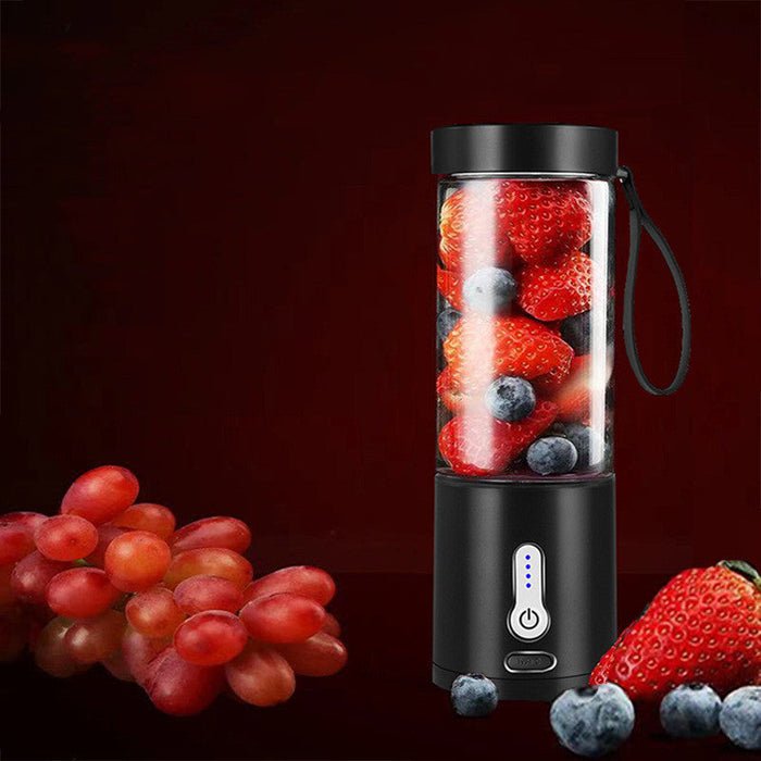 💪 Portable Hand‑Operated Juice Blender - eZthings USA WE SORT ALL THE CRAZIEST GADGETS, GIZMOS, TOYS & TECHNOLOGY, SO YOU DON'T HAVE TO.