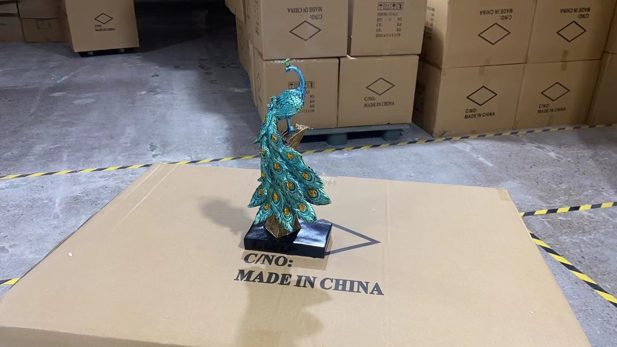 Resin Crafts Creative Fashion Gold Blue Peacock Ornament Wine Cabinet Living Room Home Decoration Gift