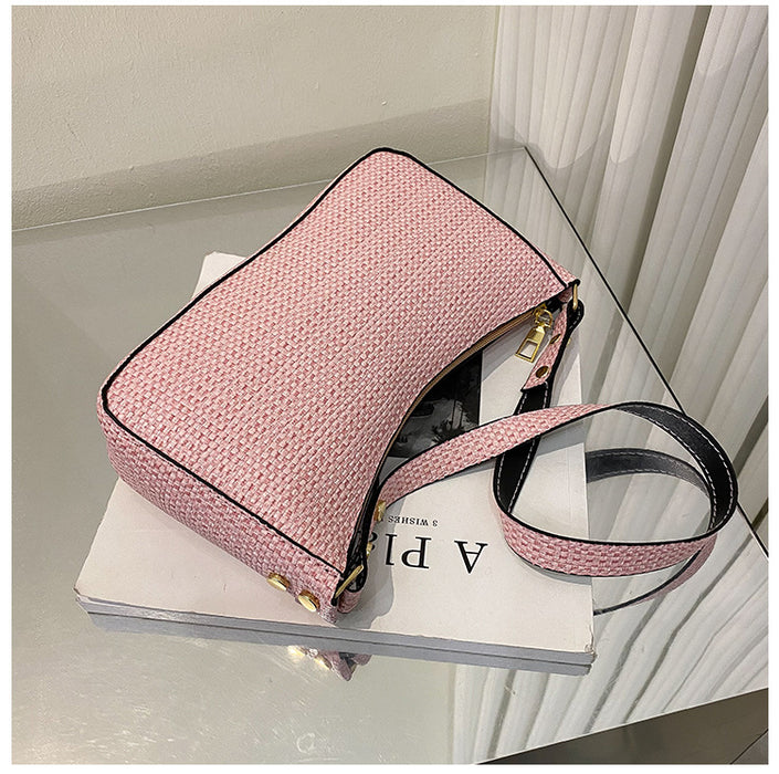 New French Underarm Bag Female Ins Niche Design High-End All-Match Texture One-Shoulder Soft Leather Baguette Bag