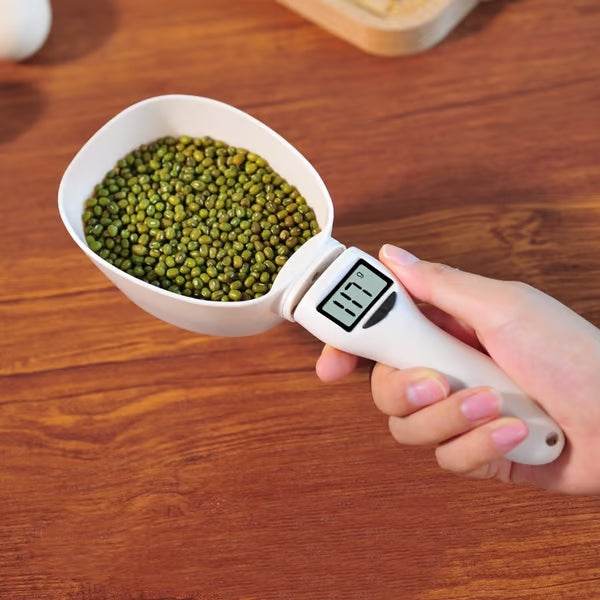 Digital Kitchen Scale – LCD Measuring Spoon - eZthings USA WE SORT ALL THE CRAZIEST GADGETS, GIZMOS, TOYS & TECHNOLOGY, SO YOU DON'T HAVE TO.