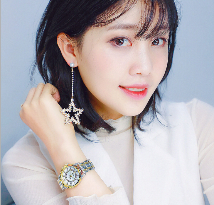 Diamond Women Luxury Brand Watch Rhinestone Elegant Ladies Watches Gold Clock Wrist Watches For Women Relogio Feminino - eZthings USA WE SORT ALL THE CRAZIEST GADGETS, GIZMOS, TOYS & TECHNOLOGY, SO YOU DON'T HAVE TO.