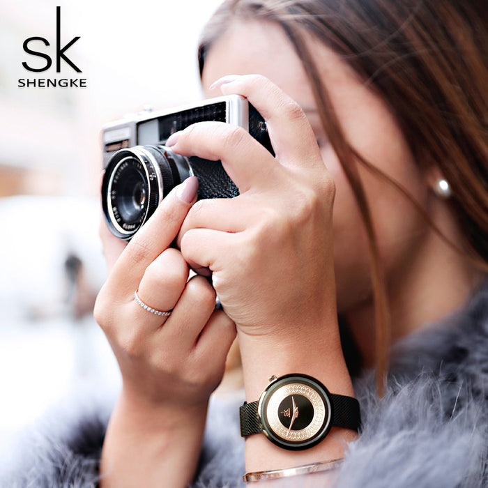 Female Watch Women Metal Mesh Fashion Clock Vintage Design Ladies Watch - eZthings USA WE SORT ALL THE CRAZIEST GADGETS, GIZMOS, TOYS & TECHNOLOGY, SO YOU DON'T HAVE TO.