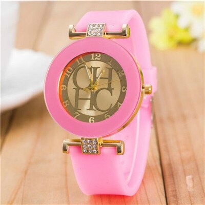 New simple leather Brand Geneva Casual Quartz Watch Women Crystal Silicone Watches Relogio Feminino Wrist Watch - eZthings USA WE SORT ALL THE CRAZIEST GADGETS, GIZMOS, TOYS & TECHNOLOGY, SO YOU DON'T HAVE TO.