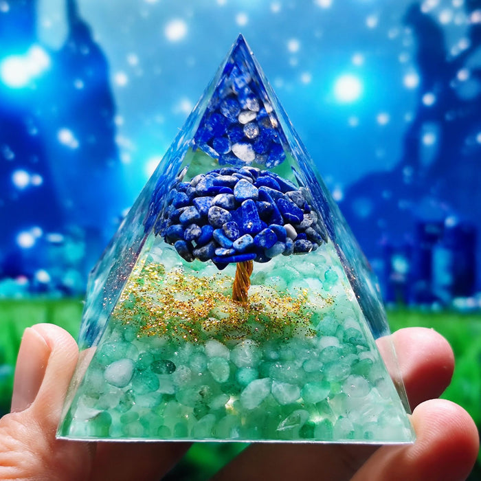 New Crystal Ball Crushed Stone Pyramid Home Crafts Resin Ornaments Desktop Ornaments - eZthings USA WE SORT ALL THE CRAZIEST GADGETS, GIZMOS, TOYS & TECHNOLOGY, SO YOU DON'T HAVE TO.