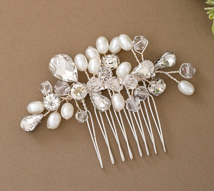 Simple wedding jewelry crystal pearl handmade crystal hair comb - eZthings USA WE SORT ALL THE CRAZIEST GADGETS, GIZMOS, TOYS & TECHNOLOGY, SO YOU DON'T HAVE TO.
