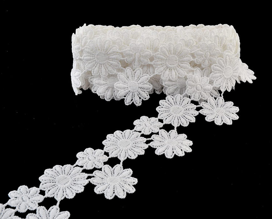 eZthings® Venise Edging Lace Trim from Eyelet Fabric for DIY Craft Venice Trims (3 Yard, Flower) - eZthings USA WE SORT ALL THE CRAZIEST GADGETS, GIZMOS, TOYS & TECHNOLOGY, SO YOU DON'T HAVE TO.