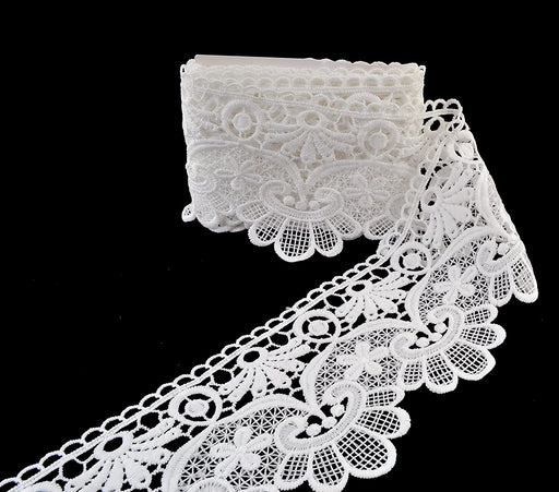 eZthings® Venise Edging Lace Trim from Eyelet Fabric for DIY Craft Venice Trims (3 Yard, Mini Flowers) - eZthings USA WE SORT ALL THE CRAZIEST GADGETS, GIZMOS, TOYS & TECHNOLOGY, SO YOU DON'T HAVE TO.