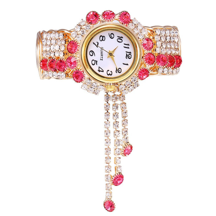 New Fashion Women's Full Diamond Alloy Fashion Watch Creative Tassel Quartz Bracelet Watch Women's Style - eZthings USA WE SORT ALL THE CRAZIEST GADGETS, GIZMOS, TOYS & TECHNOLOGY, SO YOU DON'T HAVE TO.