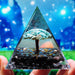 New Crystal Ball Crushed Stone Pyramid Home Crafts Resin Ornaments Desktop Ornaments - eZthings USA WE SORT ALL THE CRAZIEST GADGETS, GIZMOS, TOYS & TECHNOLOGY, SO YOU DON'T HAVE TO.