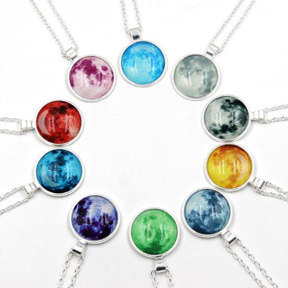 Glowing Jewelry Full Moon Necklace Handmade Glass Dome Lunar Eclipse Necklace Glow in the dark Pendant Jewelry - eZthings USA WE SORT ALL THE CRAZIEST GADGETS, GIZMOS, TOYS & TECHNOLOGY, SO YOU DON'T HAVE TO.