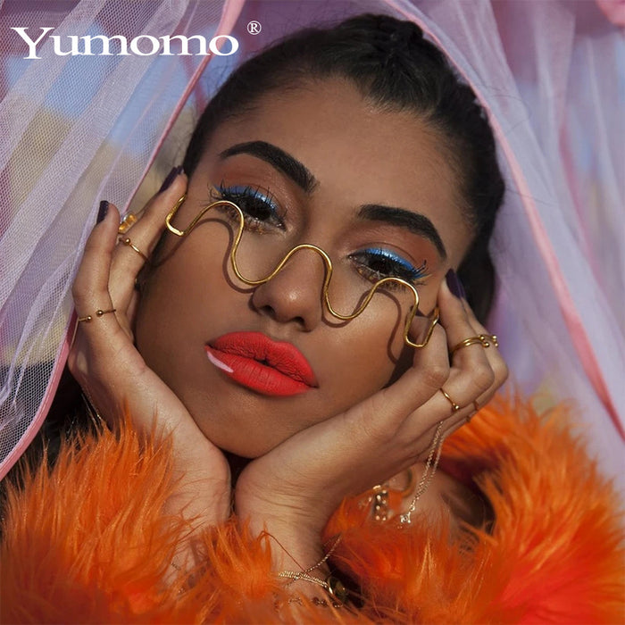 Nuevas gafas de moda hechas a mano con diamantes de media montura, gafas decorativas con ondas de Metal a la moda para mujer sin pieza 