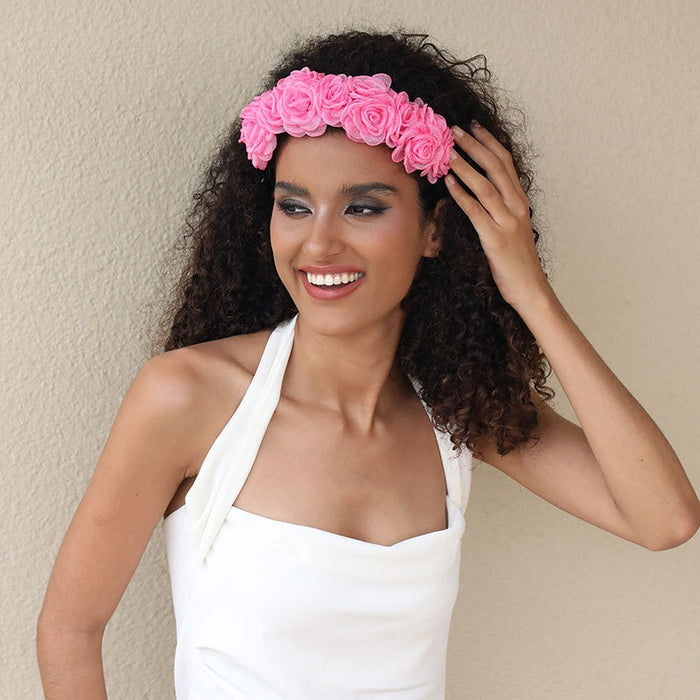 Fashionable handmade snow yarn flower headband