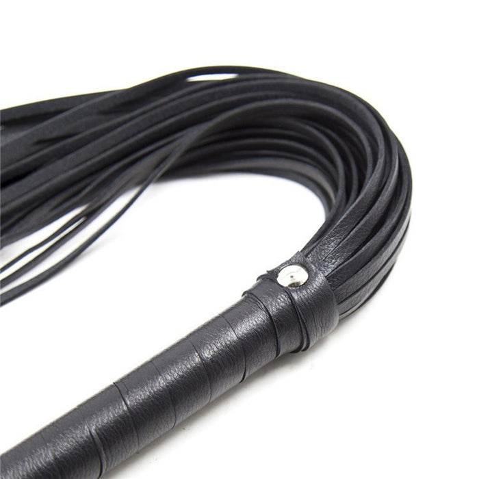 48cm Faux Leather Whip Riding Crop - eZthings USA WE SORT ALL THE CRAZIEST GADGETS, GIZMOS, TOYS & TECHNOLOGY, SO YOU DON'T HAVE TO.