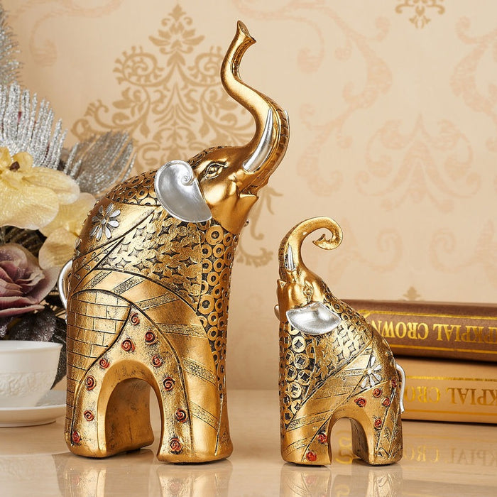 Resin Crafts European Style Couple Elephant Living Room Home Decoration Wine Cabinet Study Decoration Wedding Gift - eZthings USA WE SORT ALL THE CRAZIEST GADGETS, GIZMOS, TOYS & TECHNOLOGY, SO YOU DON'T HAVE TO.