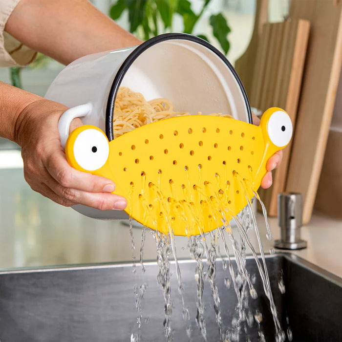 Monstrainer - eZthings USA WE SORT ALL THE CRAZIEST GADGETS, GIZMOS, TOYS & TECHNOLOGY, SO YOU DON'T HAVE TO.