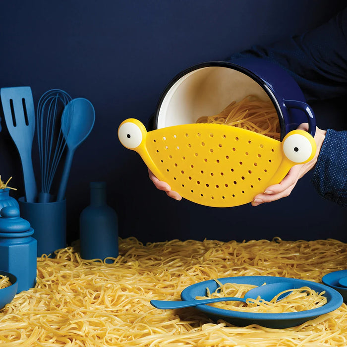 Monstrainer - eZthings USA WE SORT ALL THE CRAZIEST GADGETS, GIZMOS, TOYS & TECHNOLOGY, SO YOU DON'T HAVE TO.