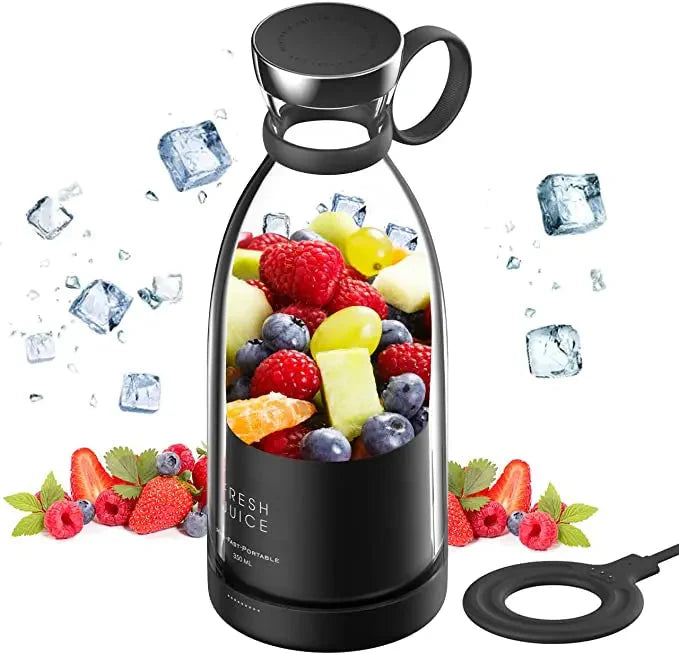 💪 Portable Hand‑Operated Juice Blender - eZthings USA WE SORT ALL THE CRAZIEST GADGETS, GIZMOS, TOYS & TECHNOLOGY, SO YOU DON'T HAVE TO.