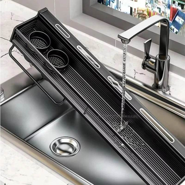 Wall-Mounted Kitchen Spice Rack Organizer - eZthings USA WE SORT ALL THE CRAZIEST GADGETS, GIZMOS, TOYS & TECHNOLOGY, SO YOU DON'T HAVE TO.