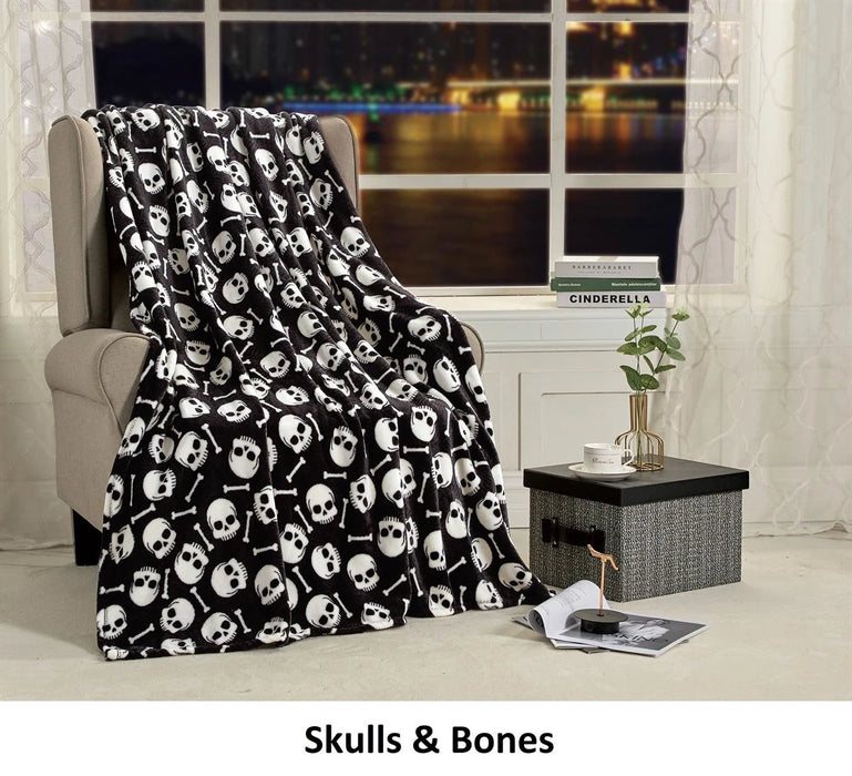 Soft Fleece Throw Blanket 50x60 – Lightweight Cozy Bed Couch Sofa Blanket for All Seasons