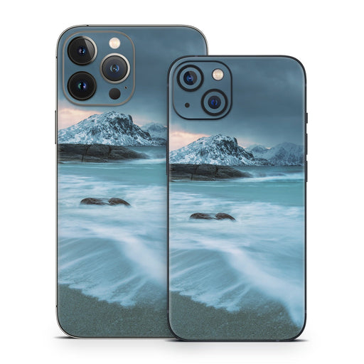 Arctic Ocean - Apple iPhone 13 Skin - eZthings USA WE SORT ALL THE CRAZIEST GADGETS, GIZMOS, TOYS & TECHNOLOGY, SO YOU DON'T HAVE TO.