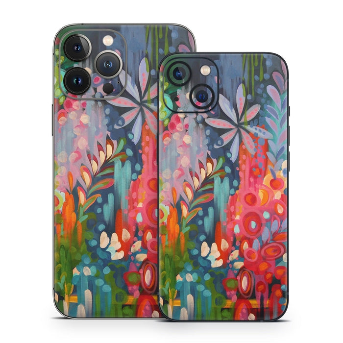 Lush - Apple iPhone 13 Skin - eZthings USA WE SORT ALL THE CRAZIEST GADGETS, GIZMOS, TOYS & TECHNOLOGY, SO YOU DON'T HAVE TO.