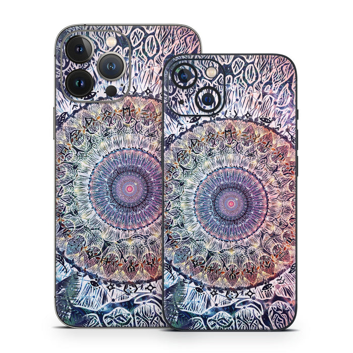 Waiting Bliss - Apple iPhone 13 Skin