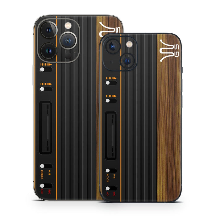 Wooden Gaming System - Apple iPhone 13 Skin