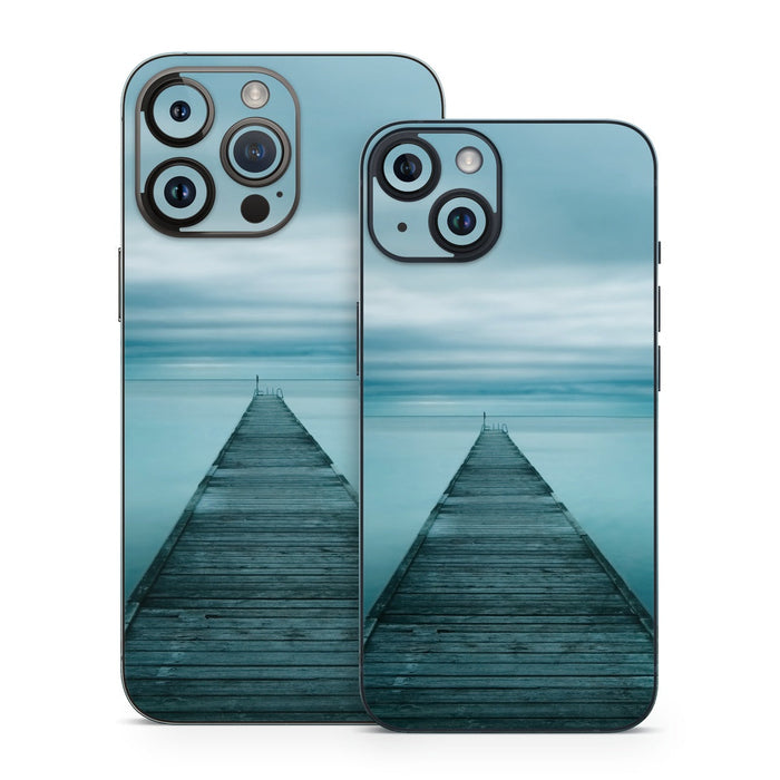 Evening Stillness - Apple iPhone 14 Skin - eZthings USA WE SORT ALL THE CRAZIEST GADGETS, GIZMOS, TOYS & TECHNOLOGY, SO YOU DON'T HAVE TO.