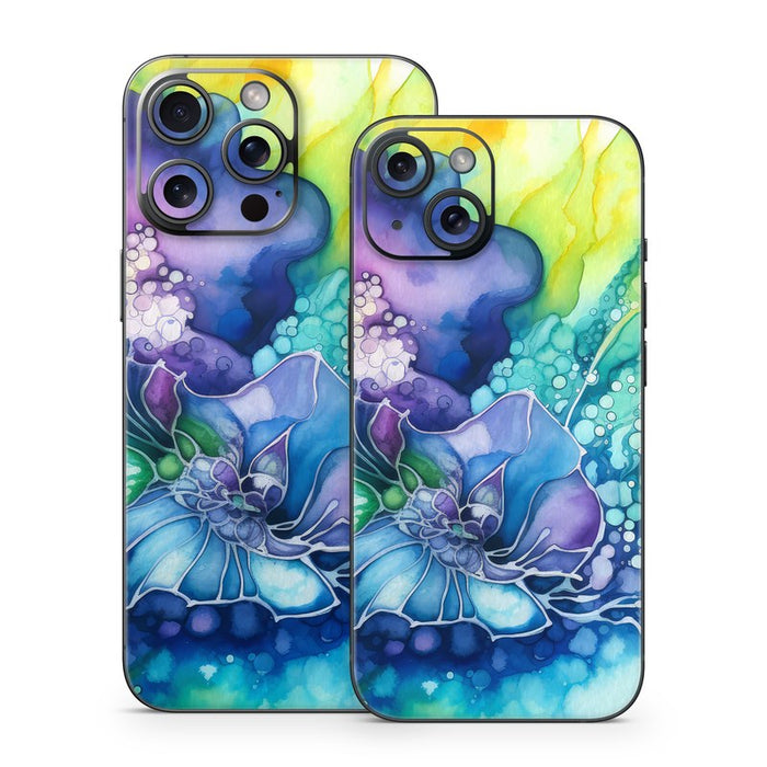 Watercolor Flora - Apple iPhone 15 Skin - eZthings USA WE SORT ALL THE CRAZIEST GADGETS, GIZMOS, TOYS & TECHNOLOGY, SO YOU DON'T HAVE TO.