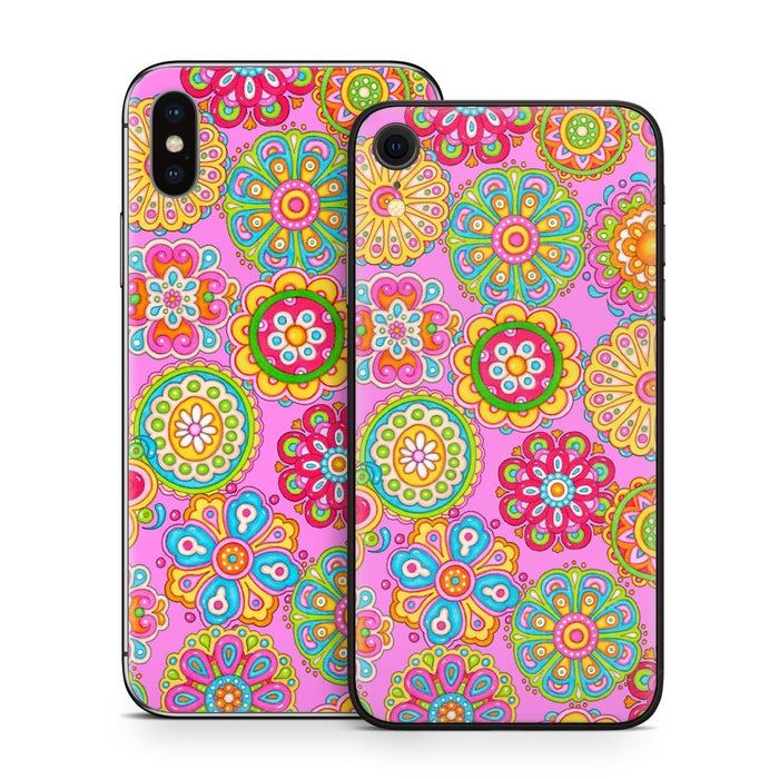 Bright Flowers - Apple iPhone X Skin - eZthings USA WE SORT ALL THE CRAZIEST GADGETS, GIZMOS, TOYS & TECHNOLOGY, SO YOU DON'T HAVE TO.