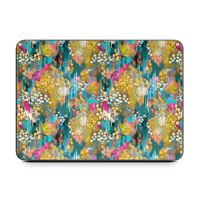 Sweet Talia - Apple Smart Keyboard Folio Skin