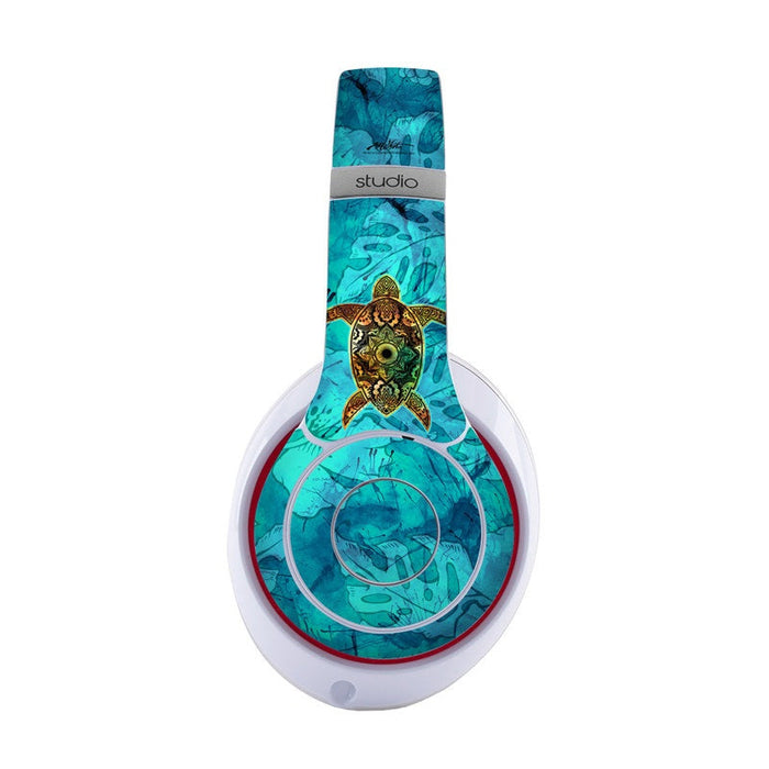 Sacred Honu - Beats Studio 3 Wireless Skin - eZthings USA WE SORT ALL THE CRAZIEST GADGETS, GIZMOS, TOYS & TECHNOLOGY, SO YOU DON'T HAVE TO.
