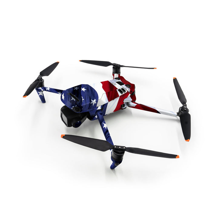 Patriotic - DJI Mavic 3 Skin - eZthings USA WE SORT ALL THE CRAZIEST GADGETS, GIZMOS, TOYS & TECHNOLOGY, SO YOU DON'T HAVE TO.