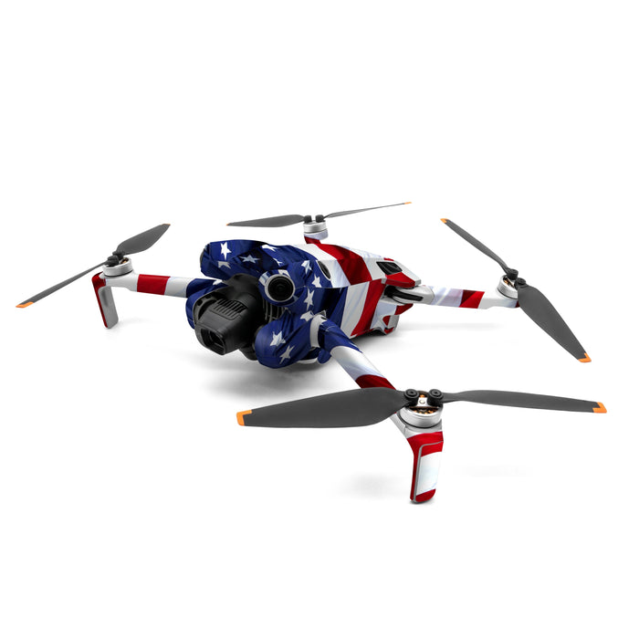 Patriotic - DJI Mini 4 Pro Skin - eZthings USA WE SORT ALL THE CRAZIEST GADGETS, GIZMOS, TOYS & TECHNOLOGY, SO YOU DON'T HAVE TO.