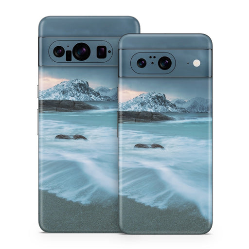 Arctic Ocean - Google Pixel 8 Skin - eZthings USA WE SORT ALL THE CRAZIEST GADGETS, GIZMOS, TOYS & TECHNOLOGY, SO YOU DON'T HAVE TO.