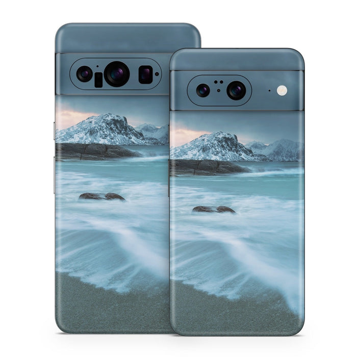 Arctic Ocean - Google Pixel 8 Skin - eZthings USA WE SORT ALL THE CRAZIEST GADGETS, GIZMOS, TOYS & TECHNOLOGY, SO YOU DON'T HAVE TO.