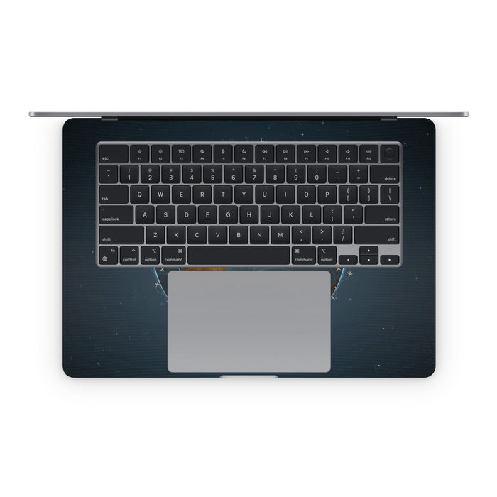 Airlines - Apple MacBook Skin - eZthings USA WE SORT ALL THE CRAZIEST GADGETS, GIZMOS, TOYS & TECHNOLOGY, SO YOU DON'T HAVE TO.