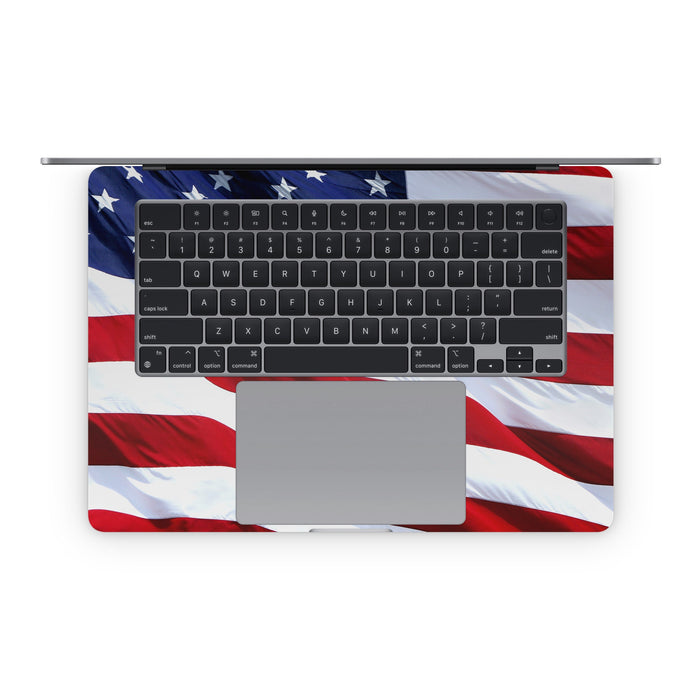 Patriotic - Apple MacBook Skin - eZthings USA WE SORT ALL THE CRAZIEST GADGETS, GIZMOS, TOYS & TECHNOLOGY, SO YOU DON'T HAVE TO.