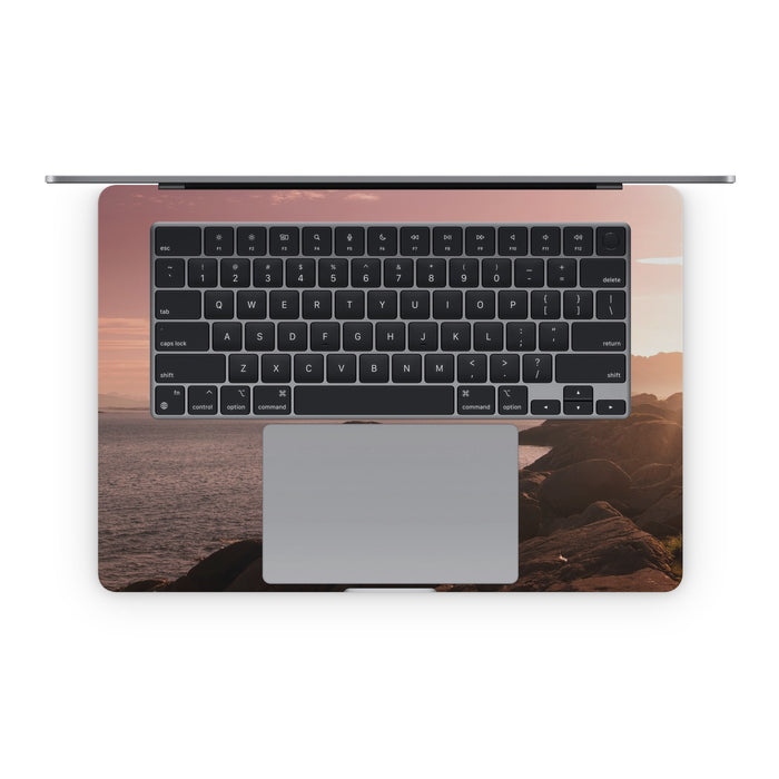 Pink Sea - Apple MacBook Skin - eZthings USA WE SORT ALL THE CRAZIEST GADGETS, GIZMOS, TOYS & TECHNOLOGY, SO YOU DON'T HAVE TO.