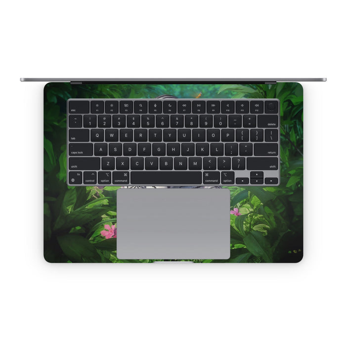 White Tigers - Apple MacBook Skin - eZthings USA WE SORT ALL THE CRAZIEST GADGETS, GIZMOS, TOYS & TECHNOLOGY, SO YOU DON'T HAVE TO.