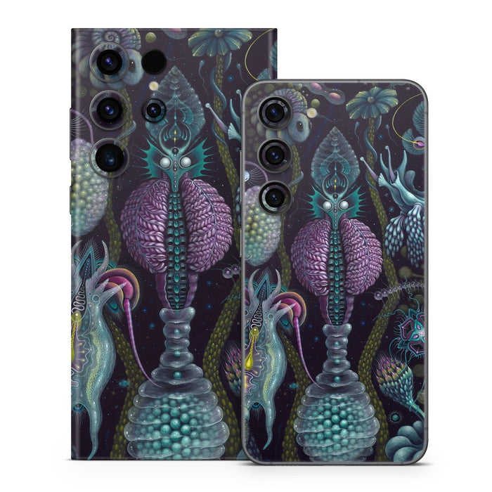 Microverse - Samsung Galaxy S23 Skin - eZthings USA WE SORT ALL THE CRAZIEST GADGETS, GIZMOS, TOYS & TECHNOLOGY, SO YOU DON'T HAVE TO.