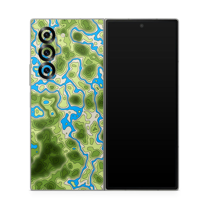 Overlander - Samsung Galaxy Z Fold6 Skin - eZthings USA WE SORT ALL THE CRAZIEST GADGETS, GIZMOS, TOYS & TECHNOLOGY, SO YOU DON'T HAVE TO.