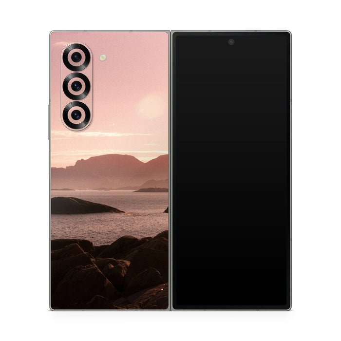 Pink Sea - Samsung Galaxy Z Fold6 Skin - eZthings USA WE SORT ALL THE CRAZIEST GADGETS, GIZMOS, TOYS & TECHNOLOGY, SO YOU DON'T HAVE TO.