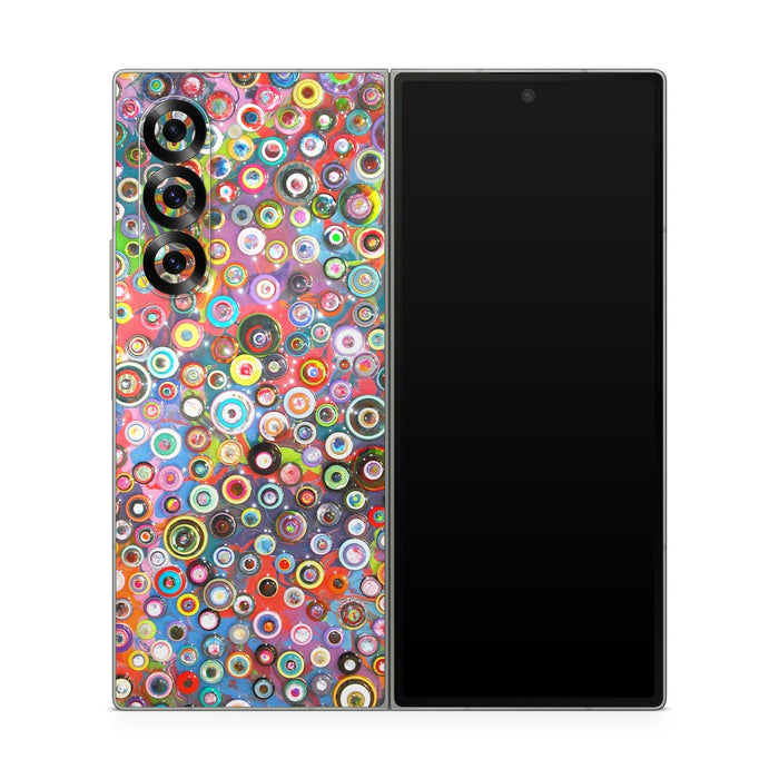 Round and Round - Samsung Galaxy Z Fold6 Skin - eZthings USA WE SORT ALL THE CRAZIEST GADGETS, GIZMOS, TOYS & TECHNOLOGY, SO YOU DON'T HAVE TO.