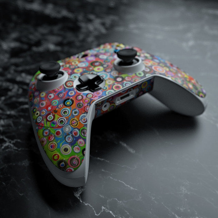 Round and Round - Microsoft Xbox One Controller Skin - eZthings USA WE SORT ALL THE CRAZIEST GADGETS, GIZMOS, TOYS & TECHNOLOGY, SO YOU DON'T HAVE TO.