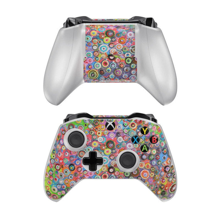 Round and Round - Microsoft Xbox One Controller Skin - eZthings USA WE SORT ALL THE CRAZIEST GADGETS, GIZMOS, TOYS & TECHNOLOGY, SO YOU DON'T HAVE TO.